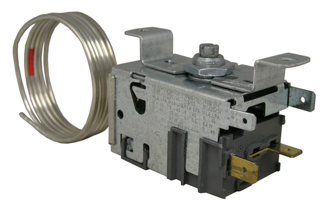 Sunroc C026376-03 Thermostat With Spade Connections